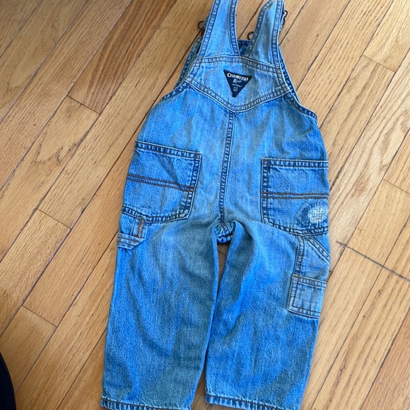 Osh Kosh B’gosh toddler overalls - Picture 4 of 4
